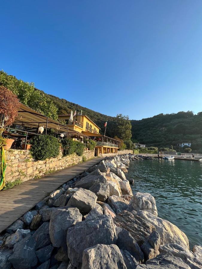 Locanda Lorena Hotel Porto Venere Exterior photo