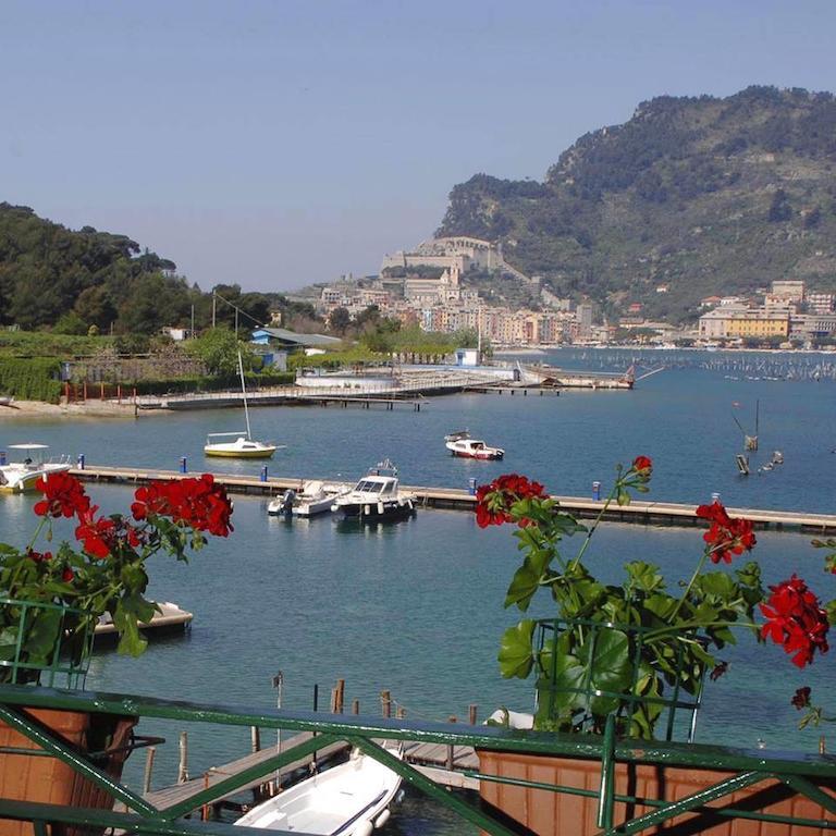 Locanda Lorena Hotel Porto Venere Exterior photo